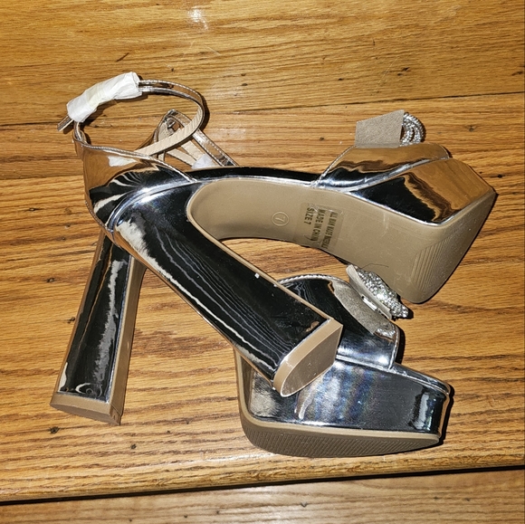 Silver Bow Detail Platform heels - Picture 3 of 6